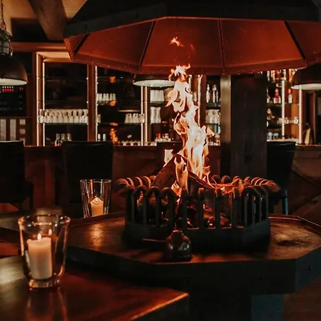 Chalet Recreatiepark Jachthaven De Veerstal - Luxe *