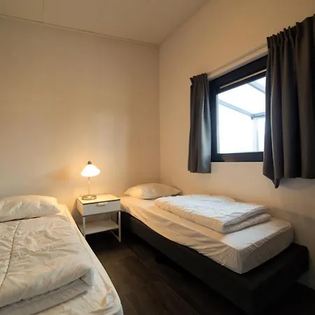 Recreatiepark Jachthaven De Veerstal - Luxe * Lathum