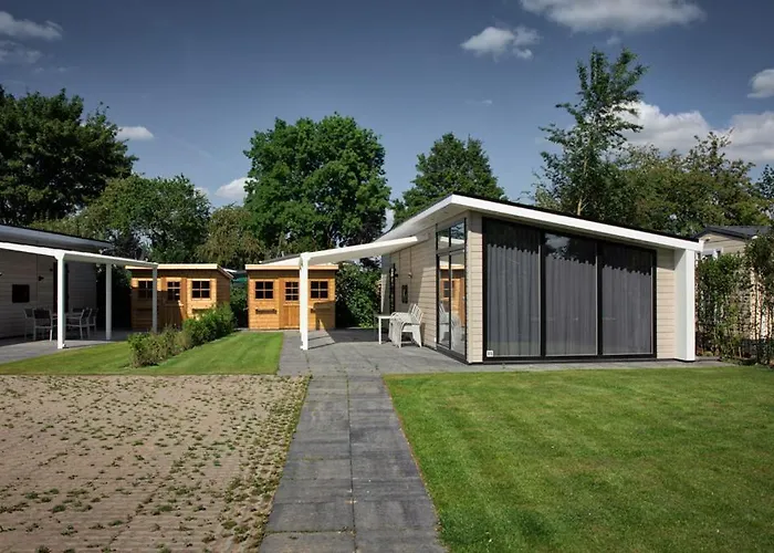 Domek alpejski Recreatiepark Jachthaven De Veerstal - Luxe *