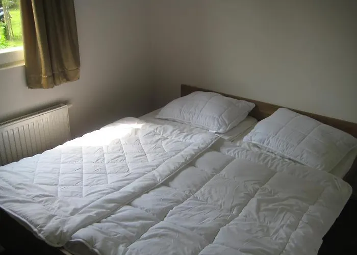 شاليه Recreatiepark Jachthaven De Veerstal - Luxe Lathum