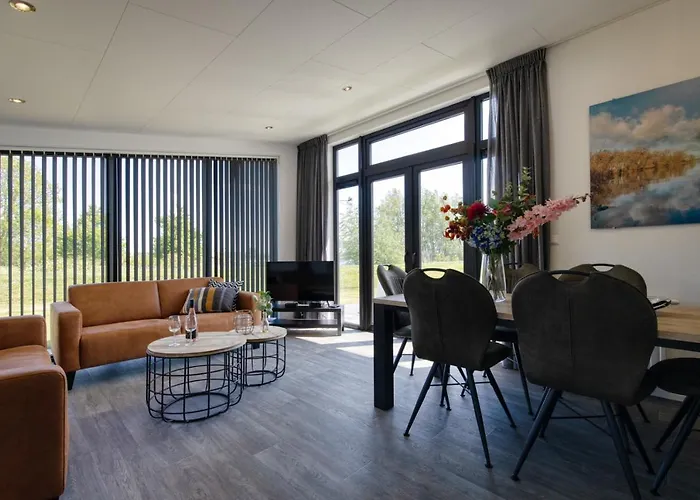 Recreatiepark Jachthaven De Veerstal - Luxe *