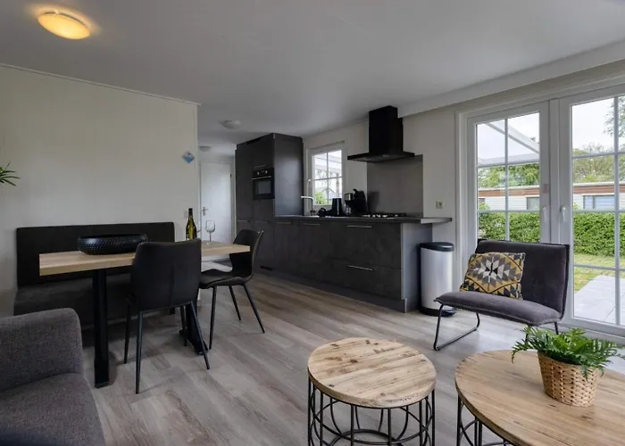 Recreatiepark Jachthaven De Veerstal - Luxe Domek alpejski