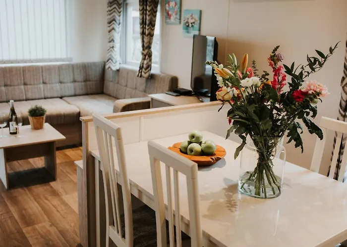 Recreatiepark Jachthaven De Veerstal - Luxe *