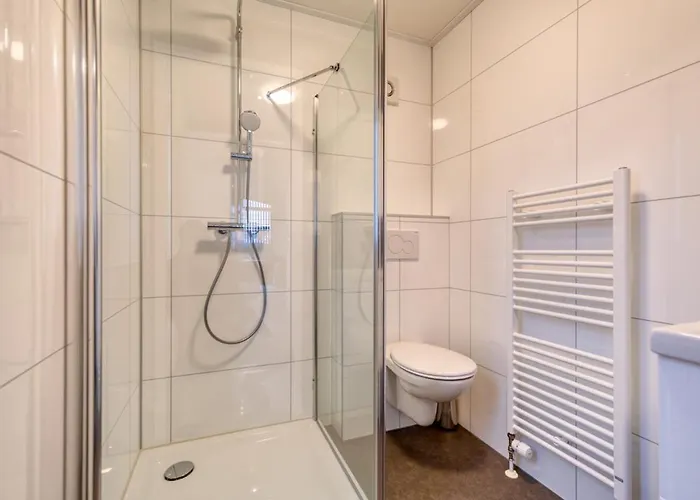 Recreatiepark Jachthaven De Veerstal - Luxe *