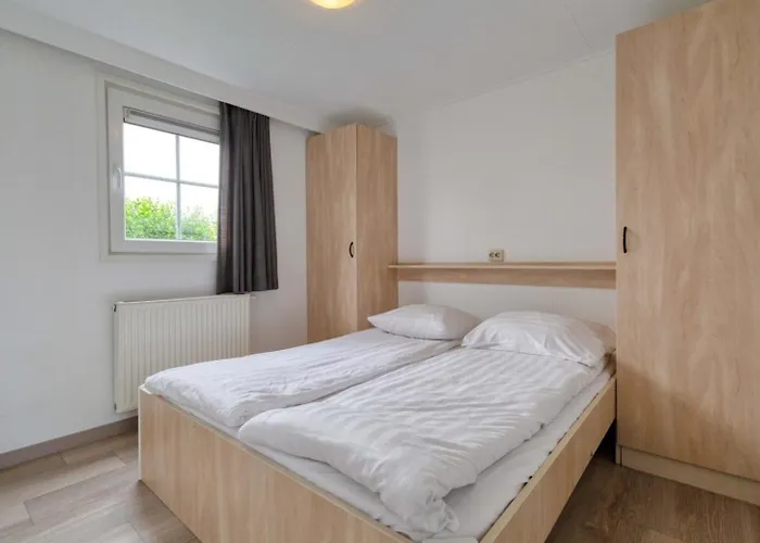 Recreatiepark Jachthaven De Veerstal - Luxe *